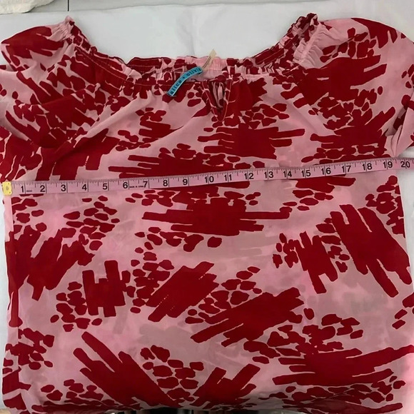 Alice + Olivia peasant top size small - Picture 7 of 8